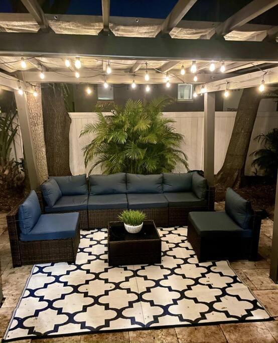 Cozy Sanctuary Minutes From The Bay And Beaches Tampa Exteriör bild