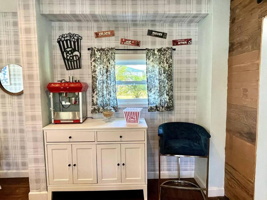Cozy Sanctuary Minutes From The Bay And Beaches Tampa Exteriör bild